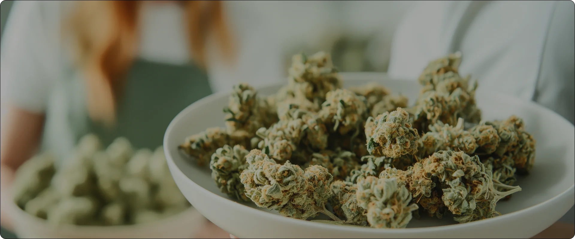 Premium cannabis delivery - SmokersCo background